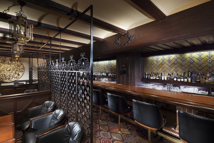 バー グラナダ（リーガロイヤルホテル京都）