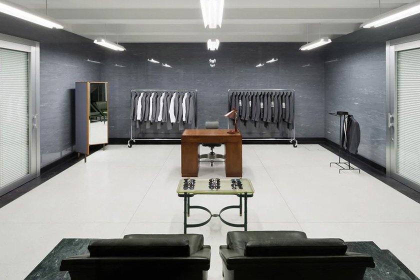 トム ブラウン 青山本店