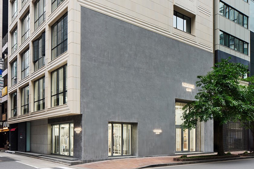 トム ブラウン 銀座店