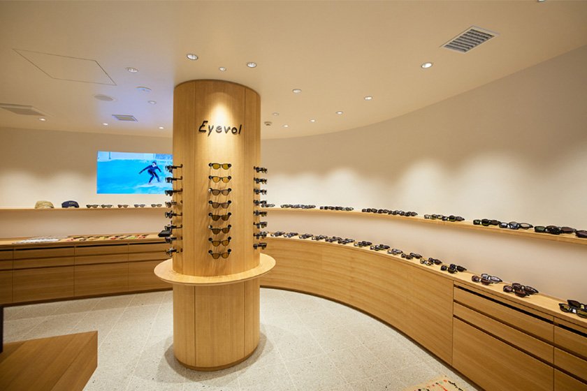 Eyevol Osaka Store