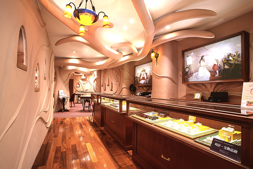 ケイウノ銀座中央通り店